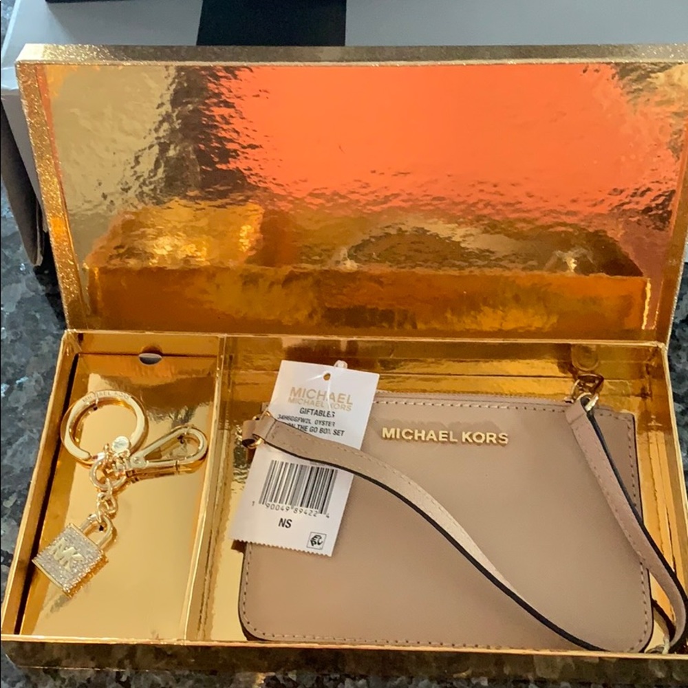 Michael kors gift set